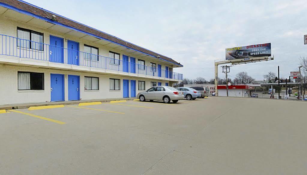 Budget Inn Saint Louis Exterior photo